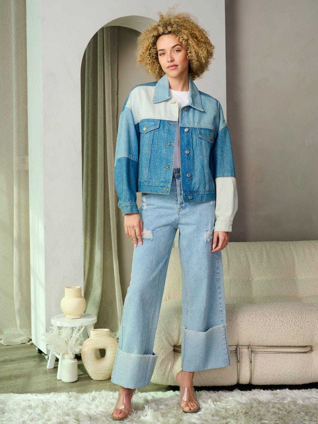 WOMEN'S LONG SLEEVE BUTTON CLOSURE COLORBLOCK DENIM JACKET