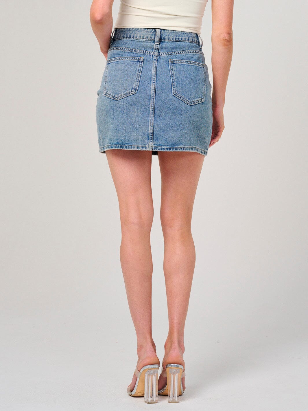 WOMEN'S BUTTON CLOSURE POCKETS STUDS DENIM MINI SKIRT