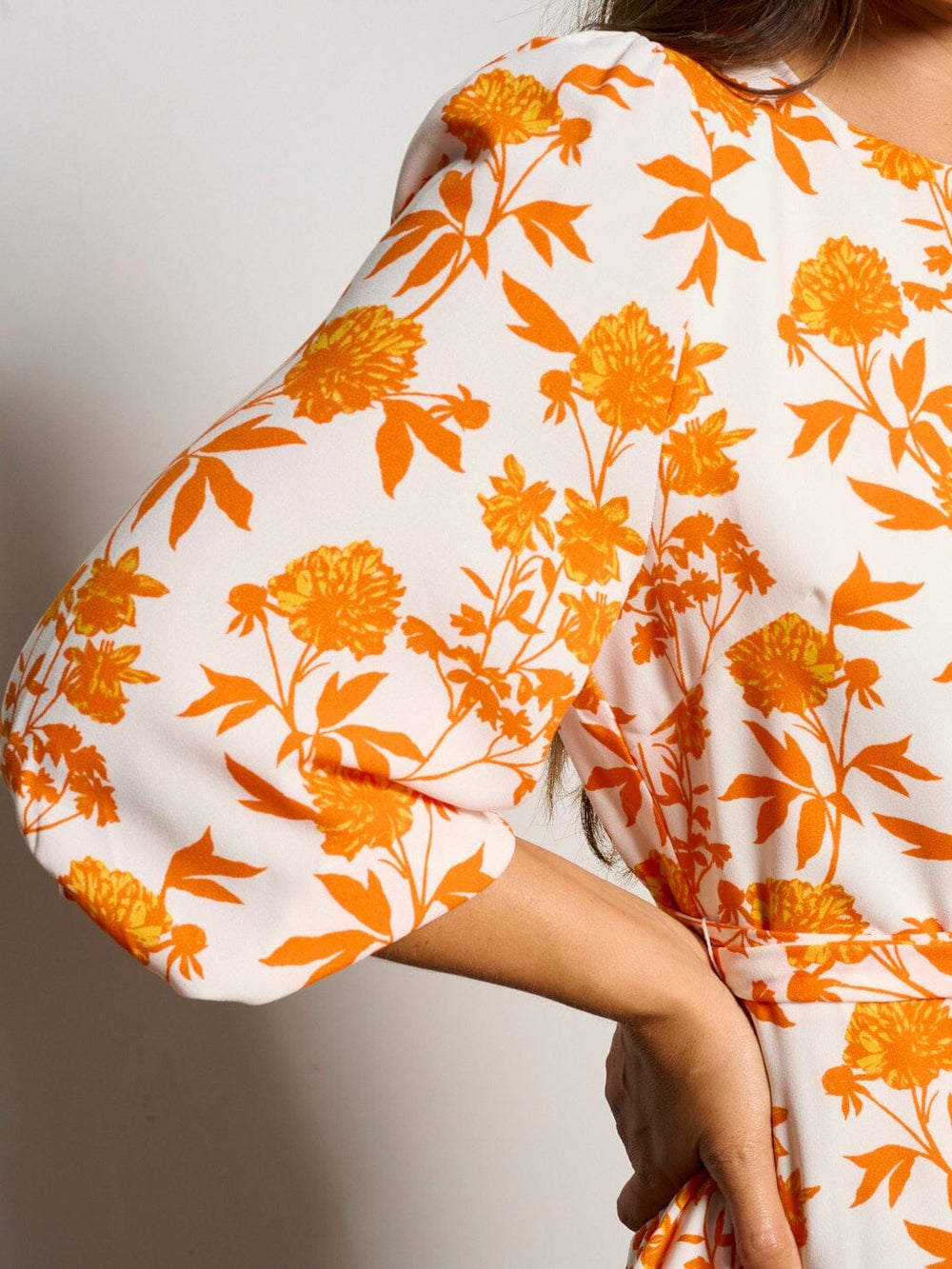 ******NOT READY********WOMEN'S 3/4 SLEEVES SELF TIE FLORAL MINI DRESS