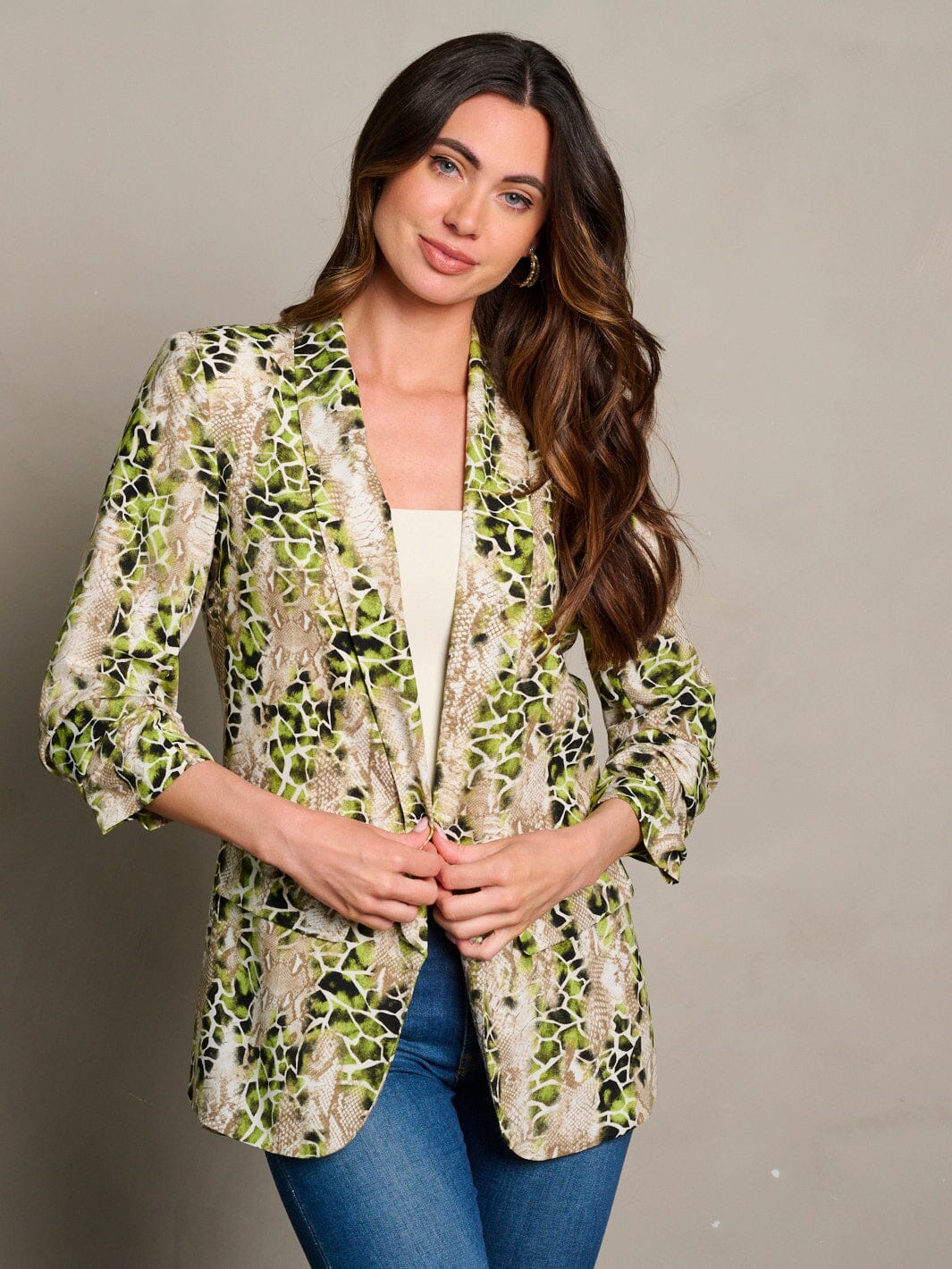 WOMEN'S 3/4 RUCHED SLEEVES OPEN FRONT SNAKE PRINT BLAZER