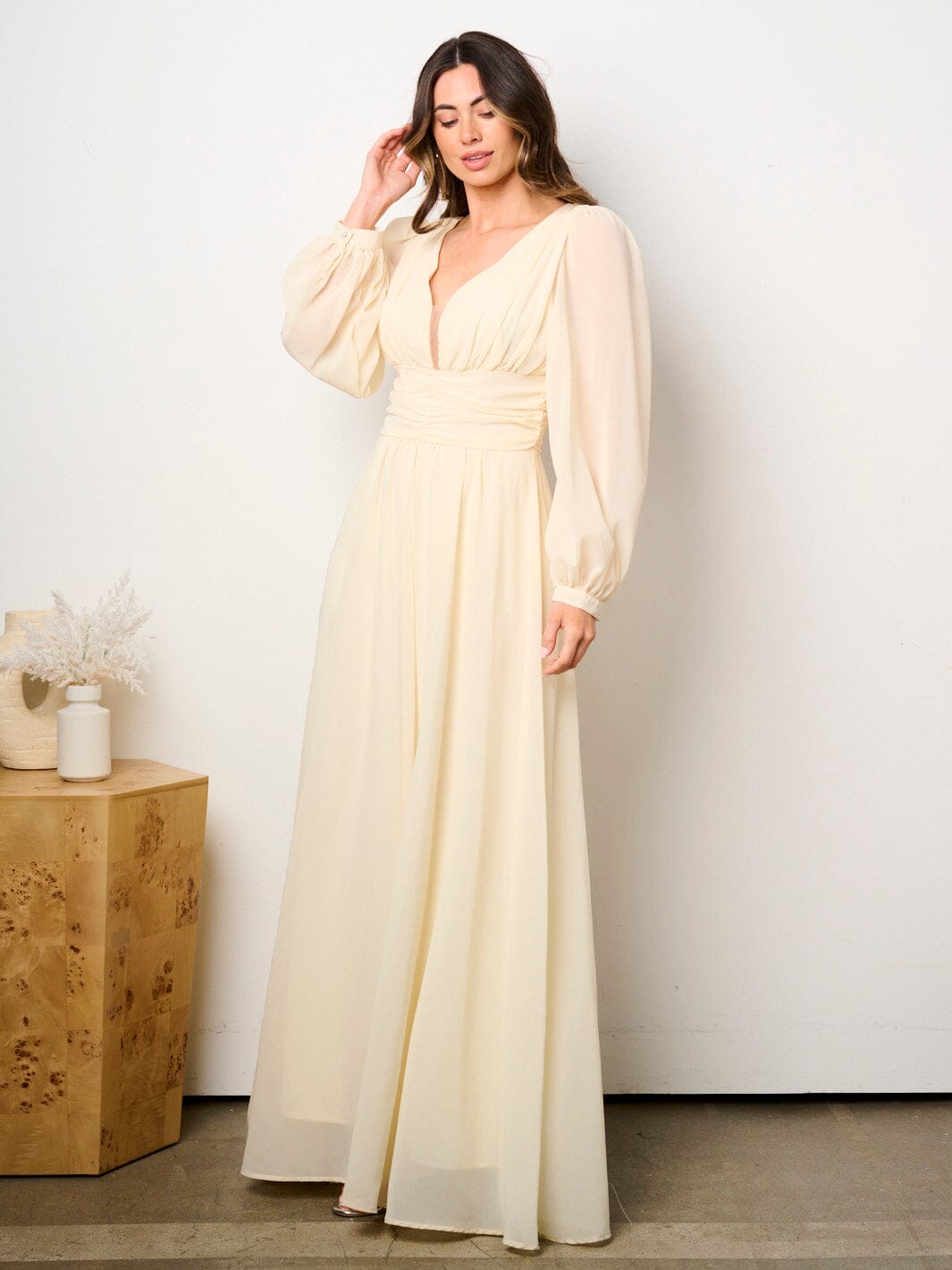 WOMEN'S LONG PUFF SLEEVE V-NECK OPEN BACK MAXI DRESS