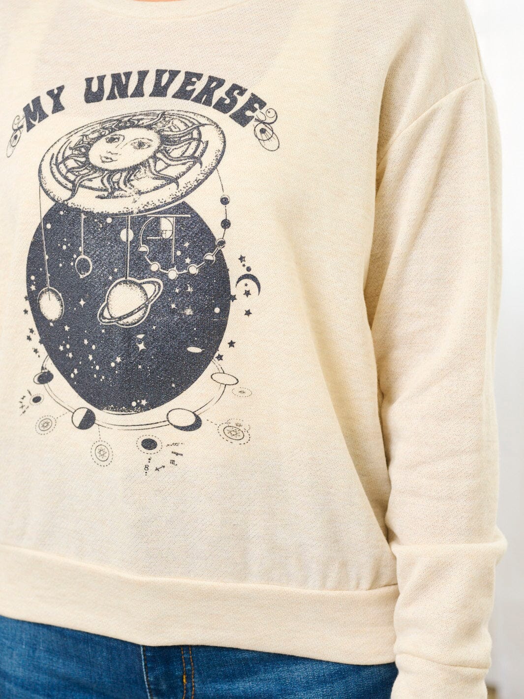 WOMEN'S LONG SLEEVE BASIC GRAPHIC TOP