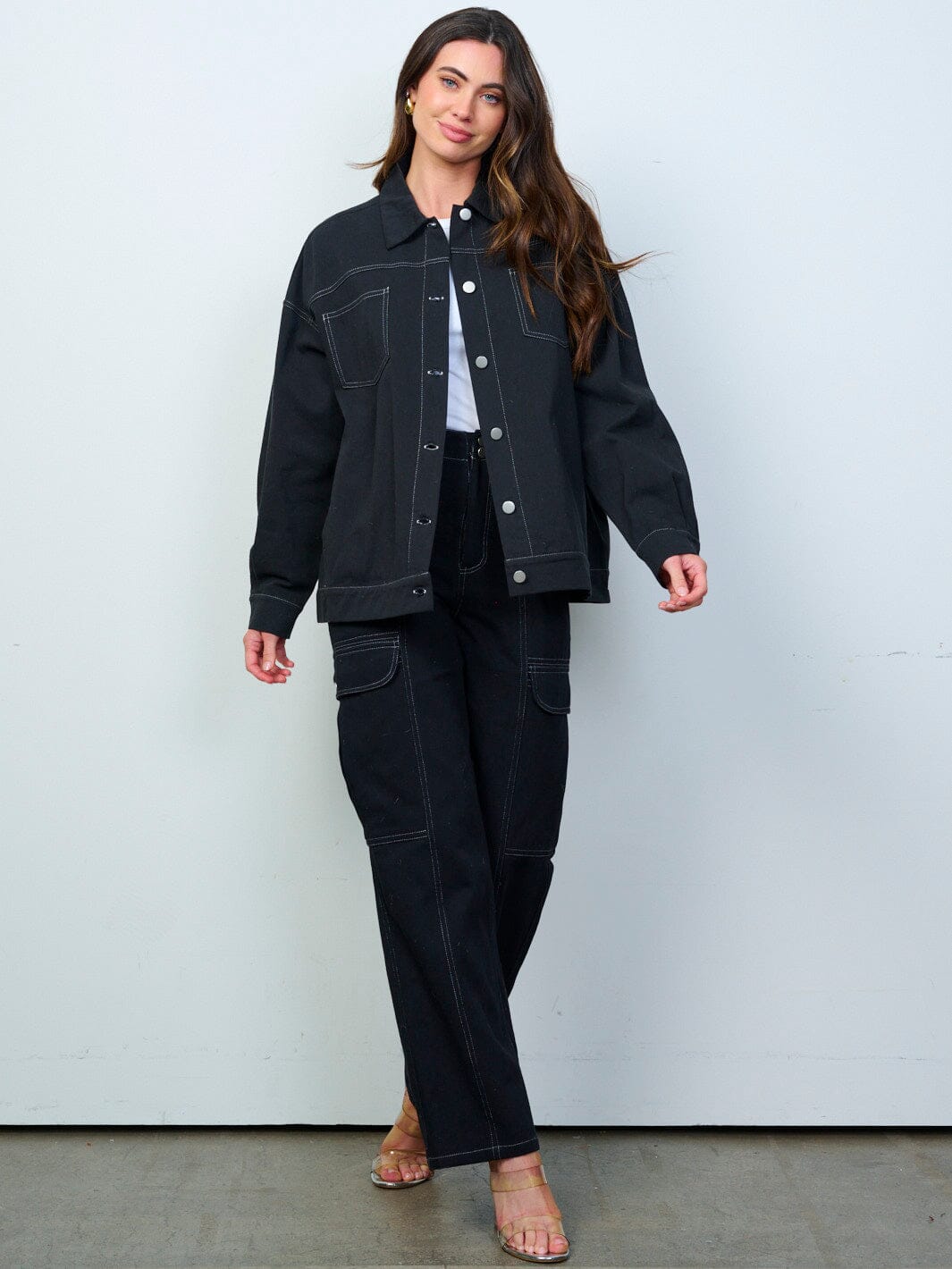 WOMEN'S LONG SLEEVE BUTTON CLOSURE DENIM JACKET
