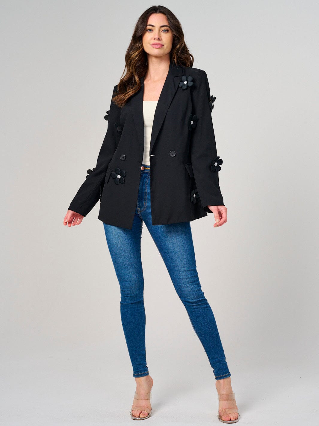 WOMEN'S LONG SLEEVE BUTTON CLOSURE FLOWER DETAILED BLAZER