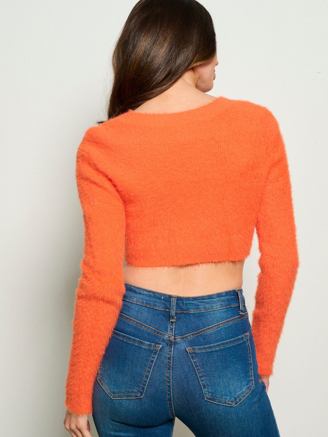 WOMEN'S LONG SLEEVE BUTTON UP V NECK CROP TOP