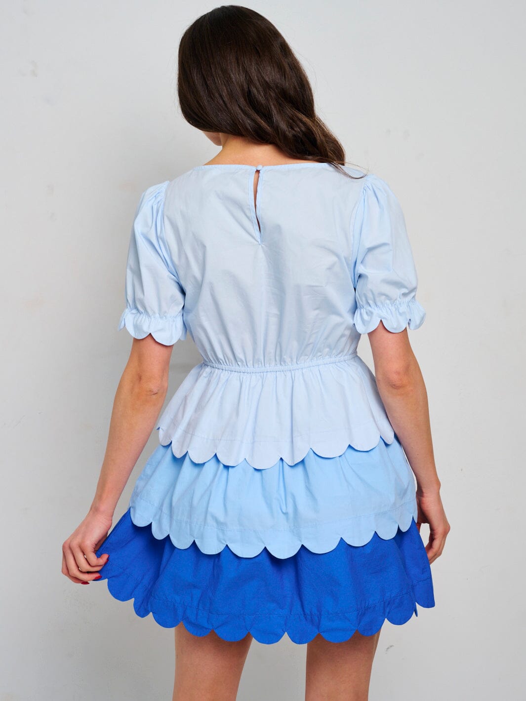 WOMEN'S SHORT SLEEVE V-NECK RUFFLE TIERED COLORBLOCK MINI DRESS