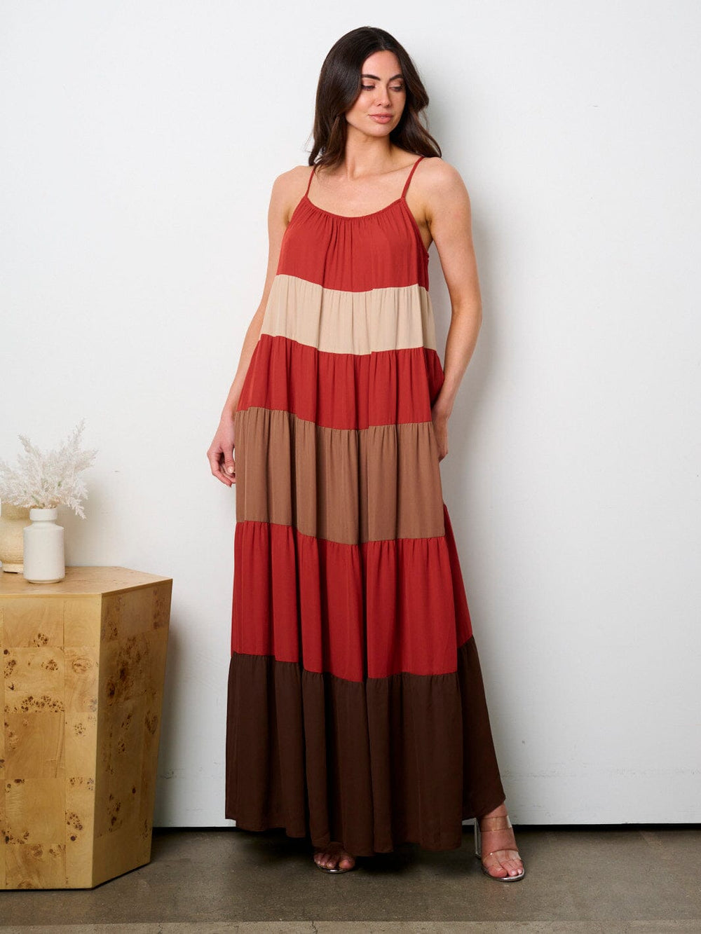 WOMEN'S SLEEVELESS COLORBLOCK TUNIC TIERED MAXI DRESS