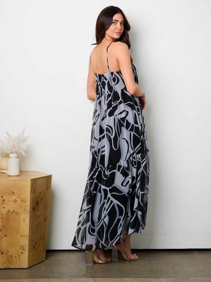 WOMEN'S SLEEVELESS V-NECK PRINTED TIERED MAXI DRESS