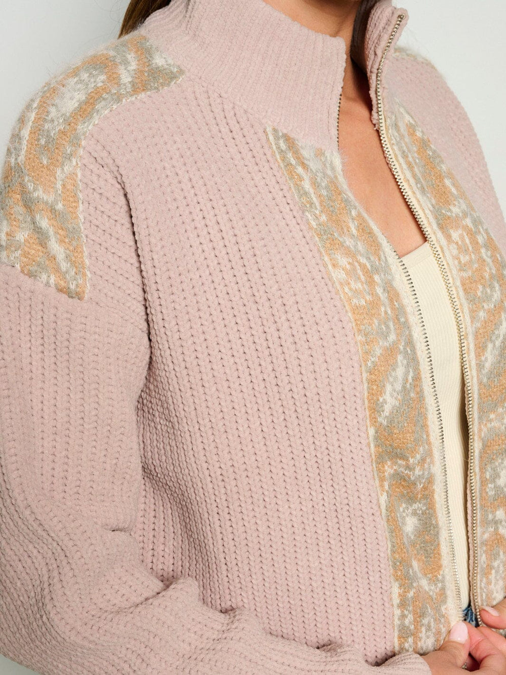 WOMEN'S LONG SLEEVE ZIP UP MOCK NECK SWEATER