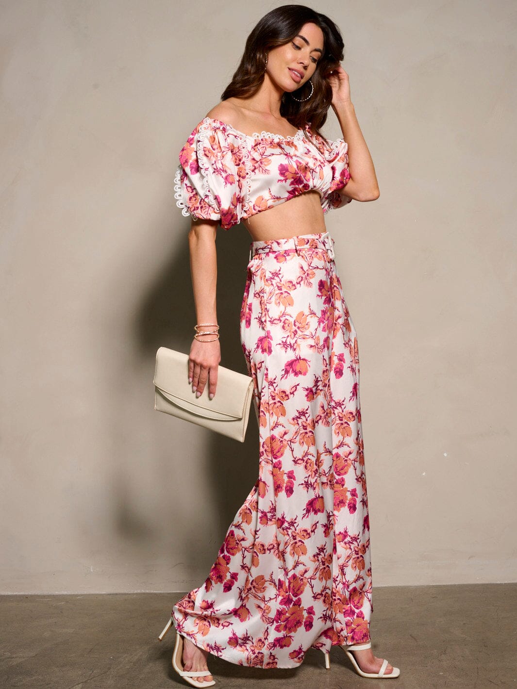 WOMEN'S SHORT SLEEVE CROP TOP & BELTED PANTS FLORAL 2PC. SET