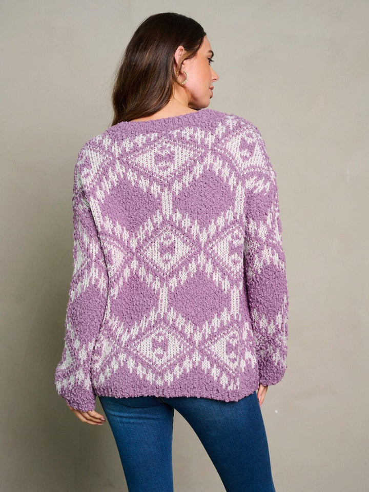 WOMEN'S LONG SLEEVE V-NECK DISTRESS COLORBLOCK SWEATER