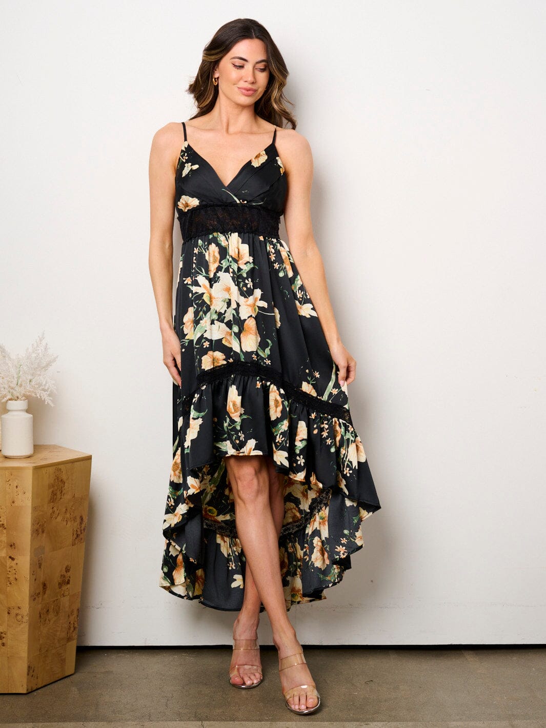 WOMEN'S SLEEVELESS SURPLICE HIGH-LOW FLORAL MAXI DRESS