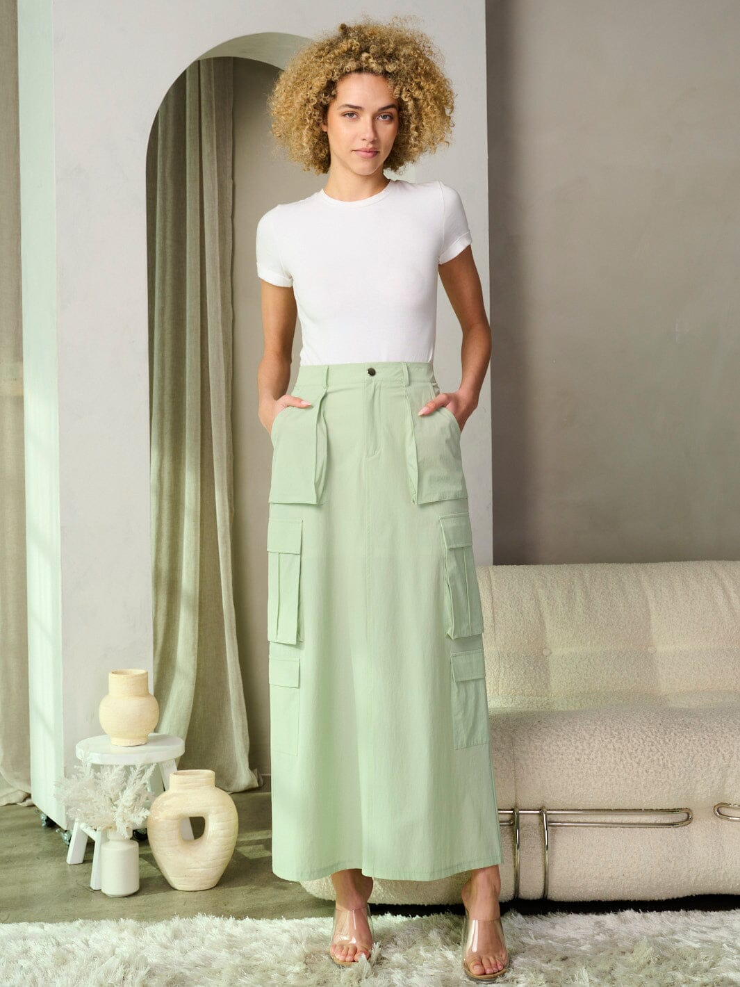 WOMEN'S BUTTON CLOSURE CARGO POCKETS MAXI SKIRT