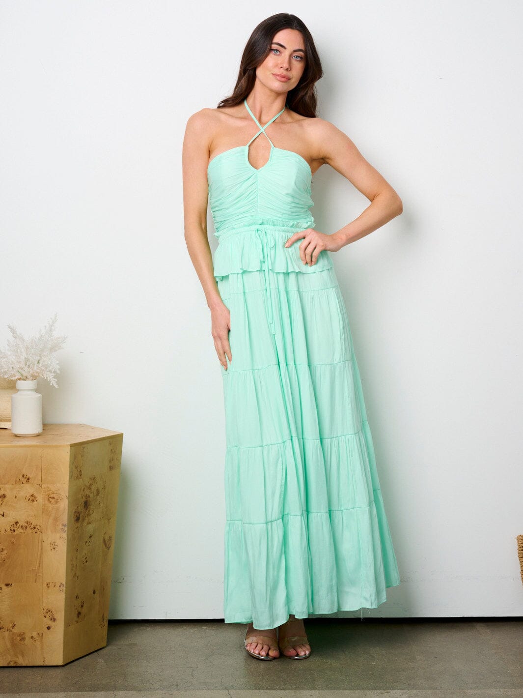 WOMEN'S SLEEVELESS HALTER NECK RUFFLE TIERED MAXI DRESS