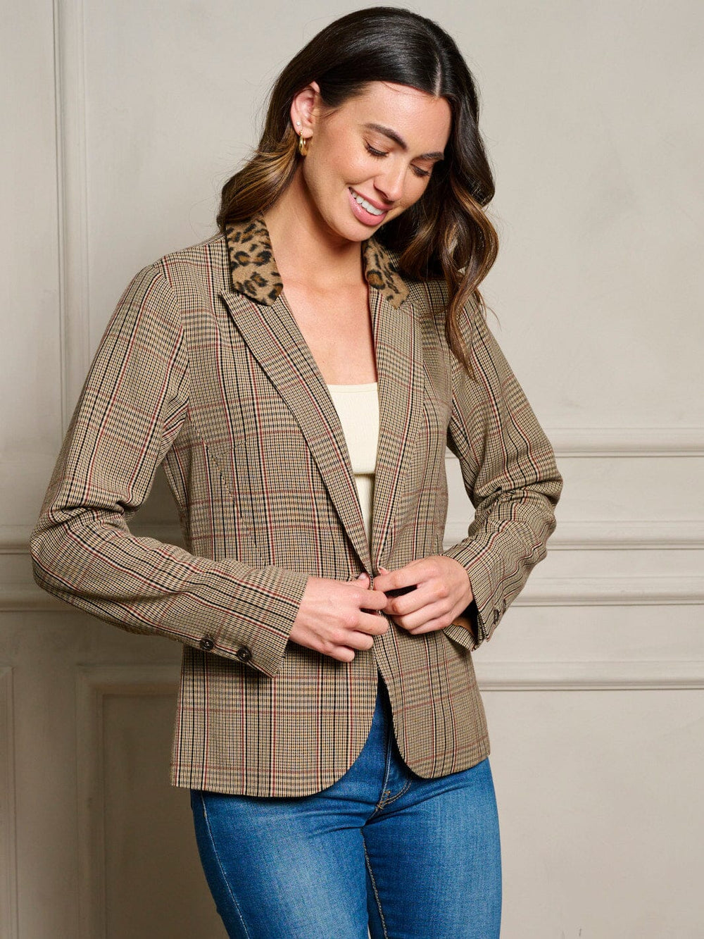 WOMEN'S LONG SLEEVE POCKETS BUTTON CLOSURE PLAID BLAZER
