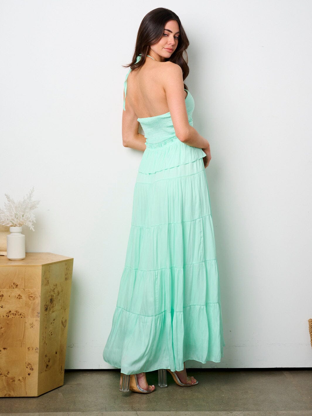 WOMEN'S SLEEVELESS HALTER NECK RUFFLE TIERED MAXI DRESS