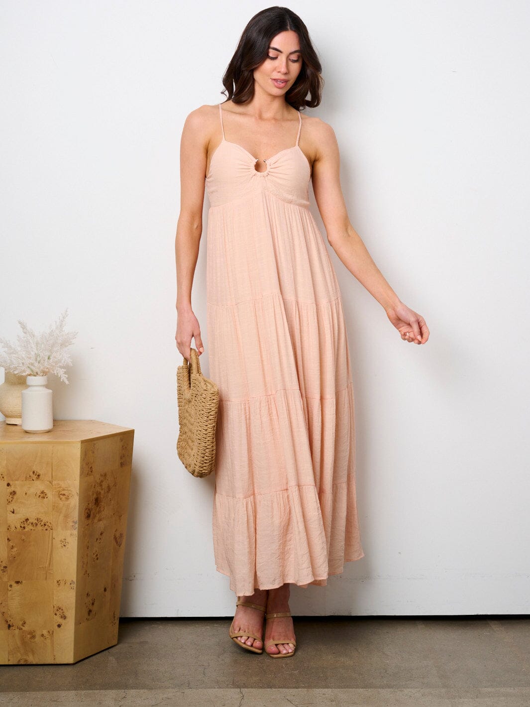 WOMEN'S SLEEVELESS V-NECK SMOCK TIERED TUNIC MAXI DRESS