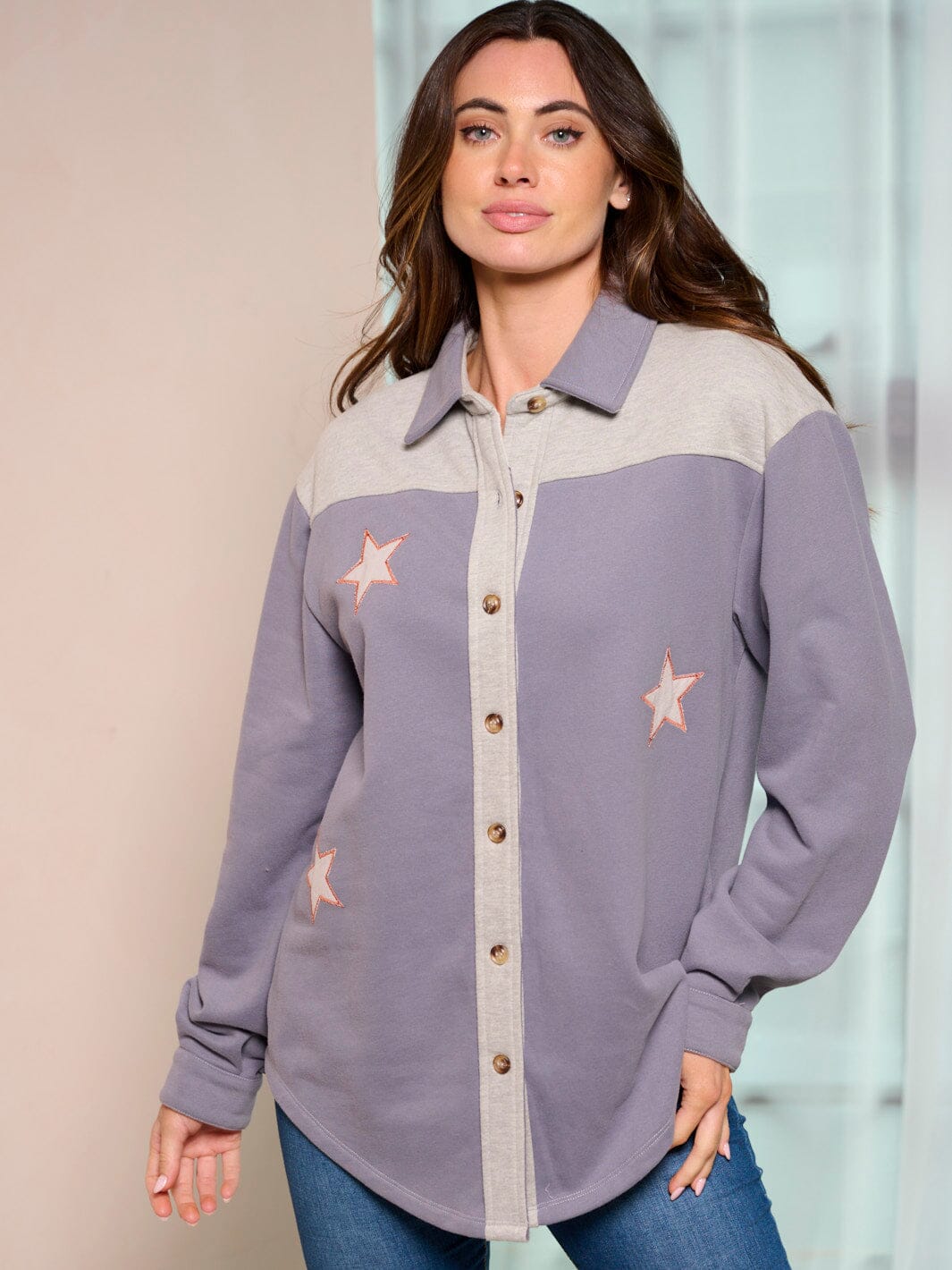 WOMEN'S LONG SLEEVE BUTTON UP COLORBLOCK STARS PRINT OVERSIZED TOP