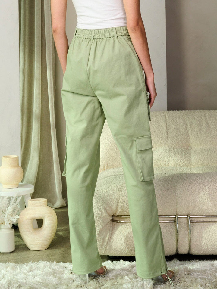 WOMEN'S BUTTON CLOSURE CARGO POCKETS WIDE LEG DENIM PANTS