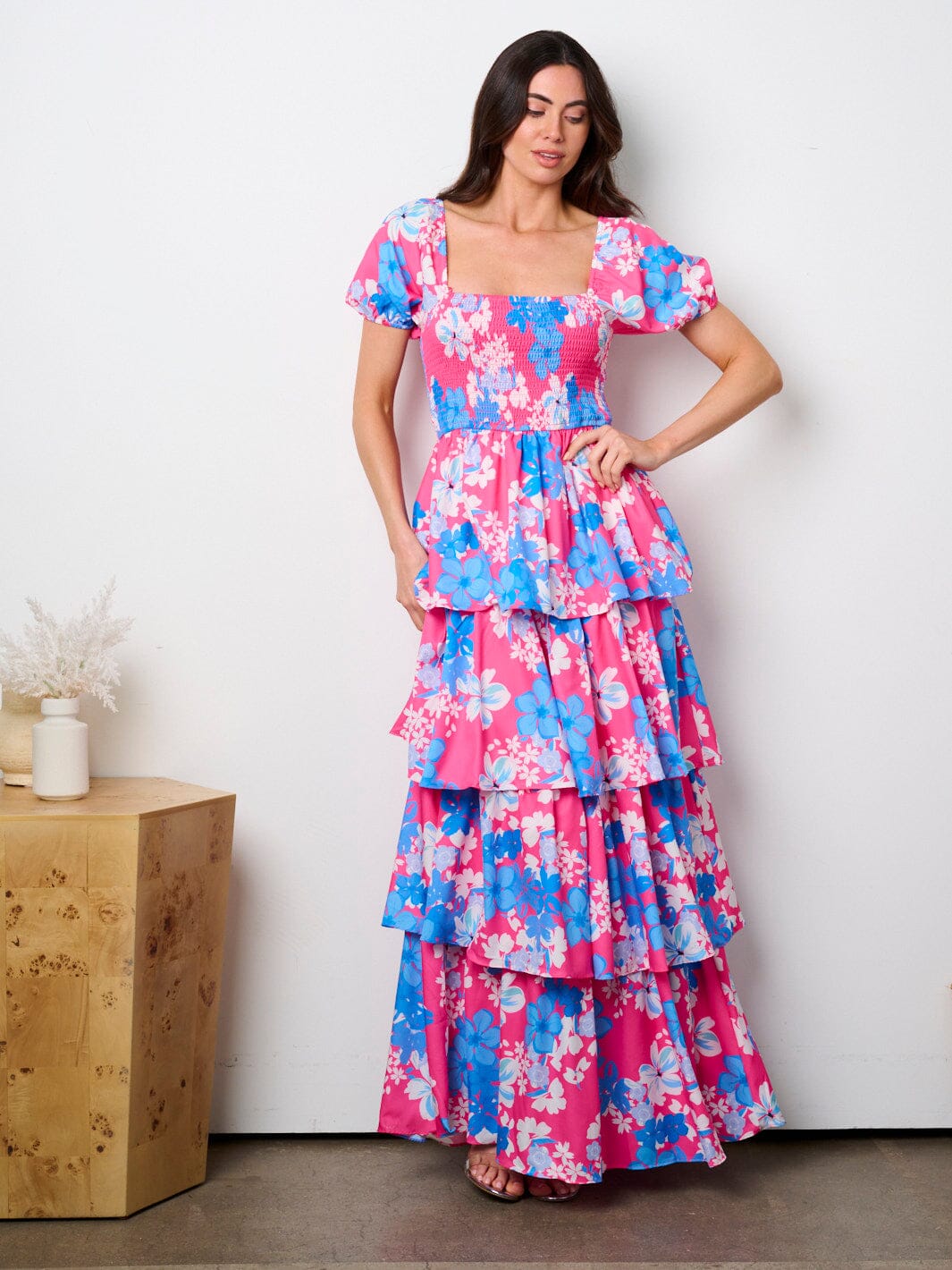 WOMEN'S SHORT PUFF SLEEVE SQUARE NECK FLORAL TIERED MAXI DRESS