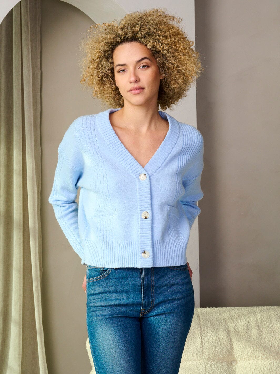WOMEN'S LONG SLEEVE BUTTON UP CARDIGAN