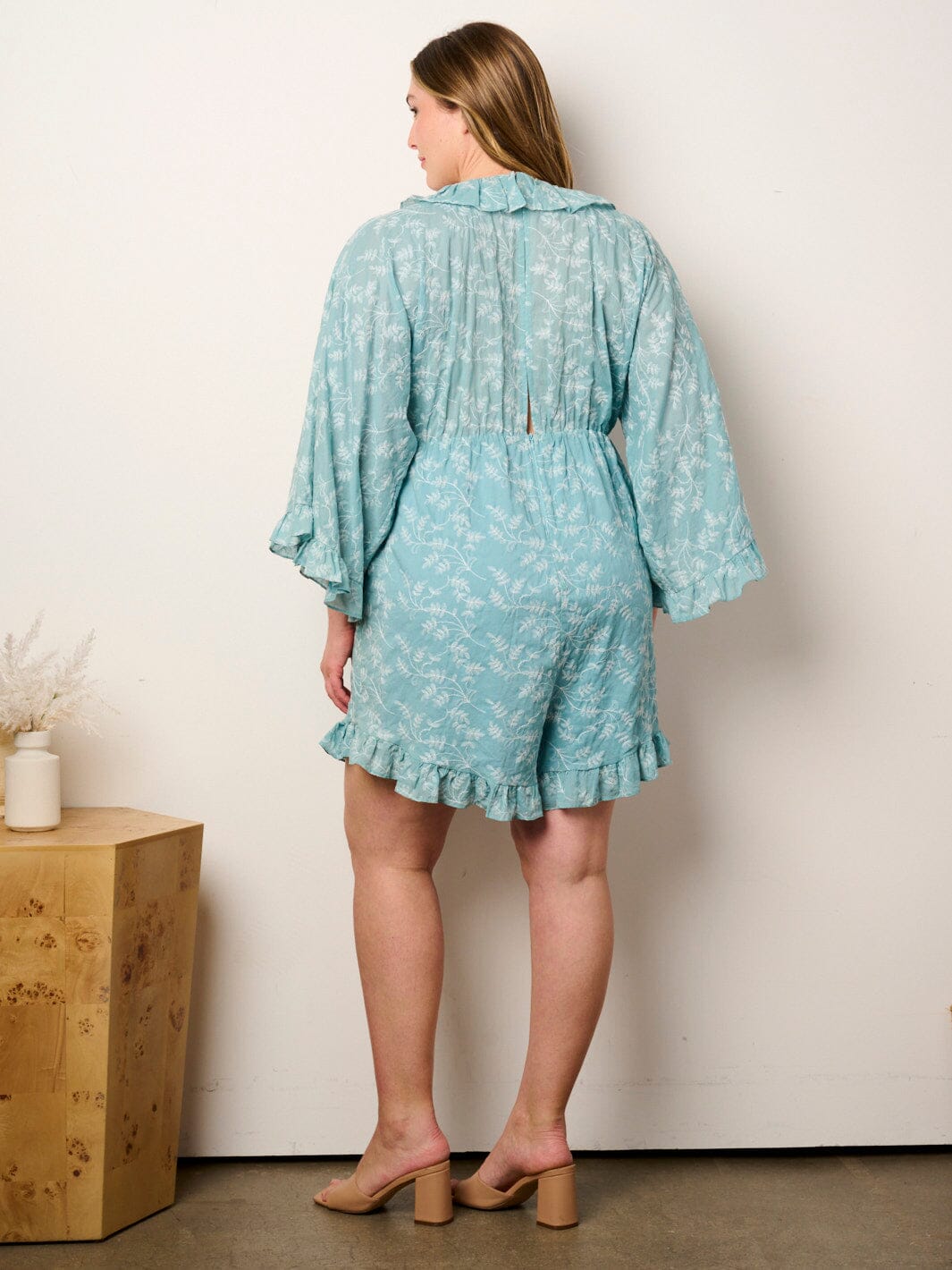 PLUS SIZE LONG SLEEVE V-NECK POCKETS RUFFLE LEAF PRINT ROMPER