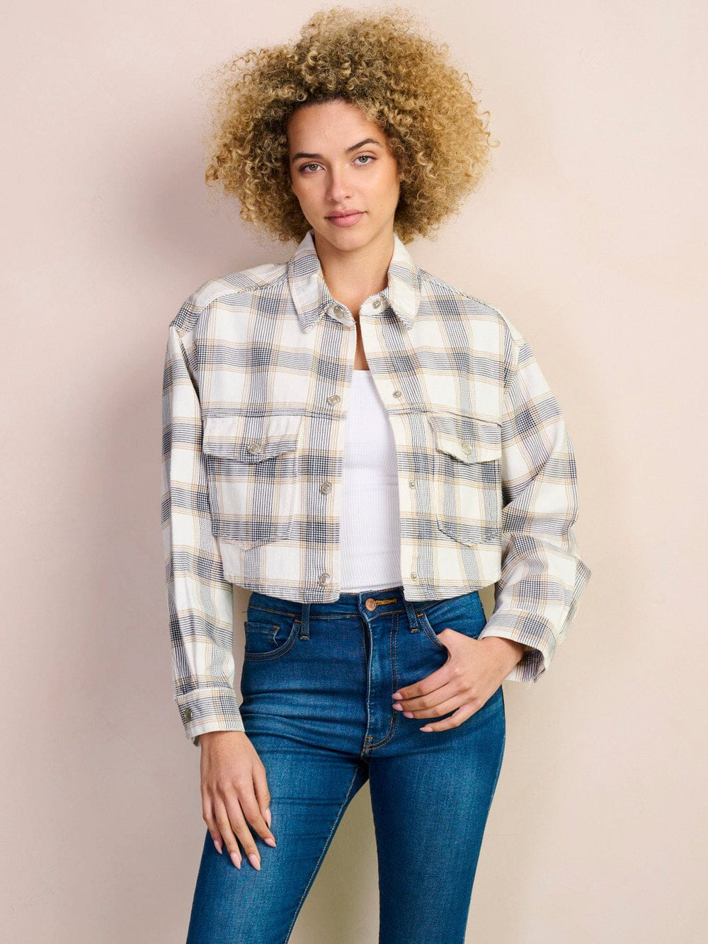 WOMEN'S LONG SLEEVE BUTTON CLOSURE PLAID DENIM CROP JACKET