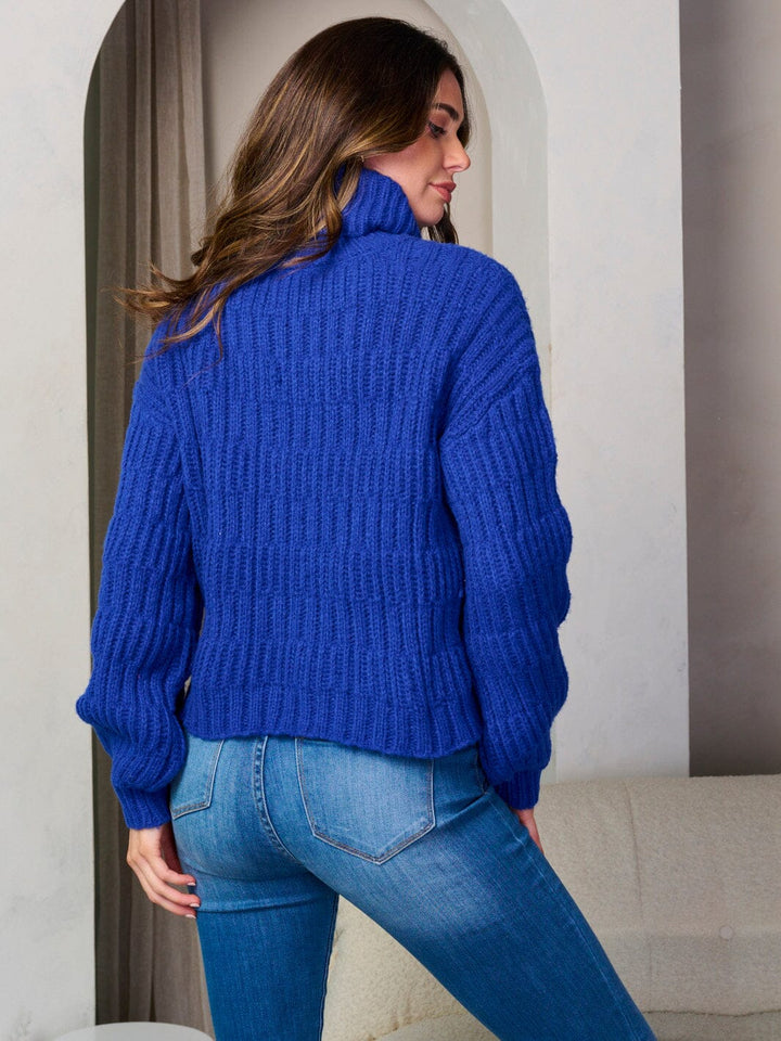 WOMEN'S LONG SLEEVE TURTLE NECK PULLOVER SWEATER