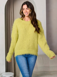 WOMEN'S LONG SLEEVE FUZZY DETAILED PULLOVER SWEATER