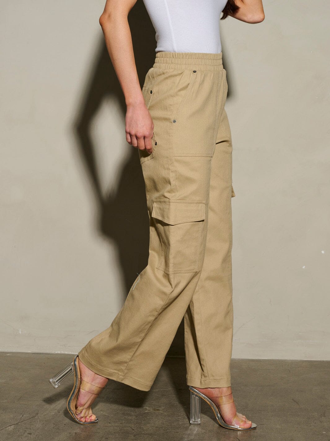 WOMEN'S ELASTIC WAIST CARGO POCKETS WIDE LEG PANTS