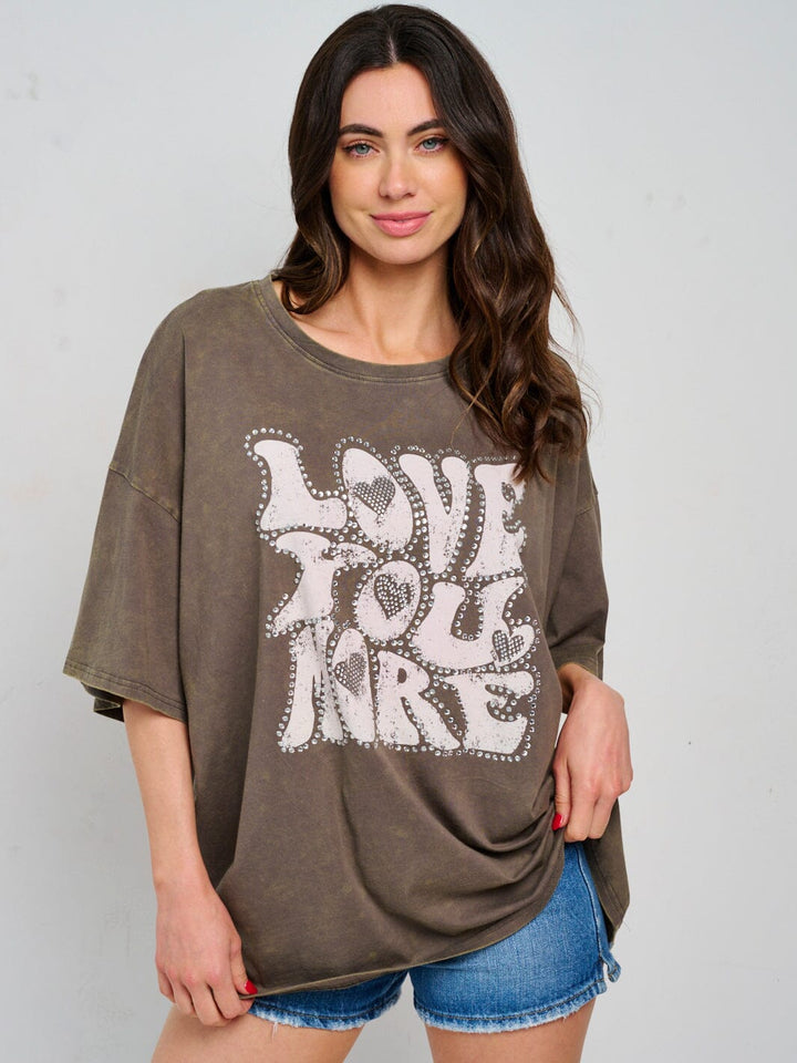 WOMEN'S SHORT SLEEVE GRAPHIC SHIRT