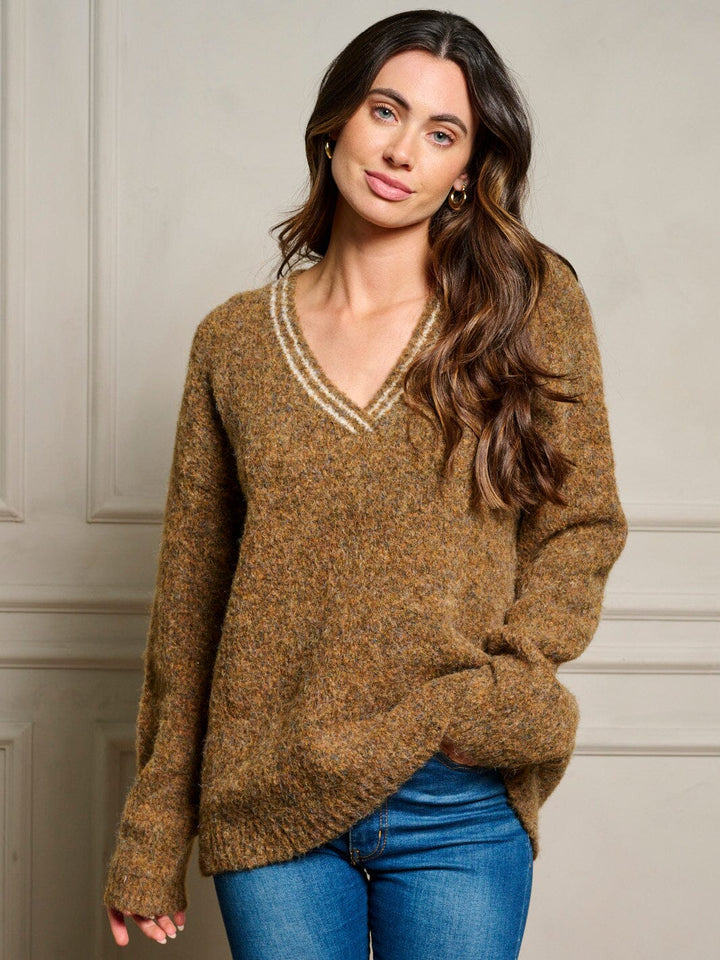 WOMEN'S LONG SLEEVE V-NECK PULLOVER SWEATER