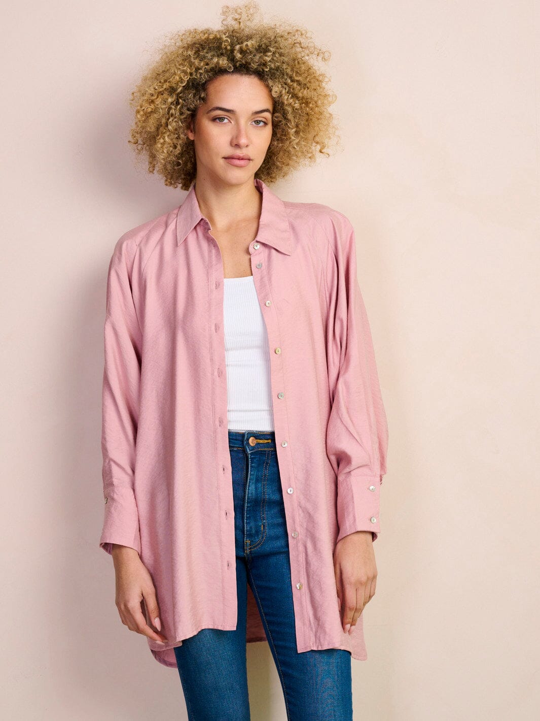 WOMEN'S LONG SLEEVE BUTTON UP OVERSIZED TOP