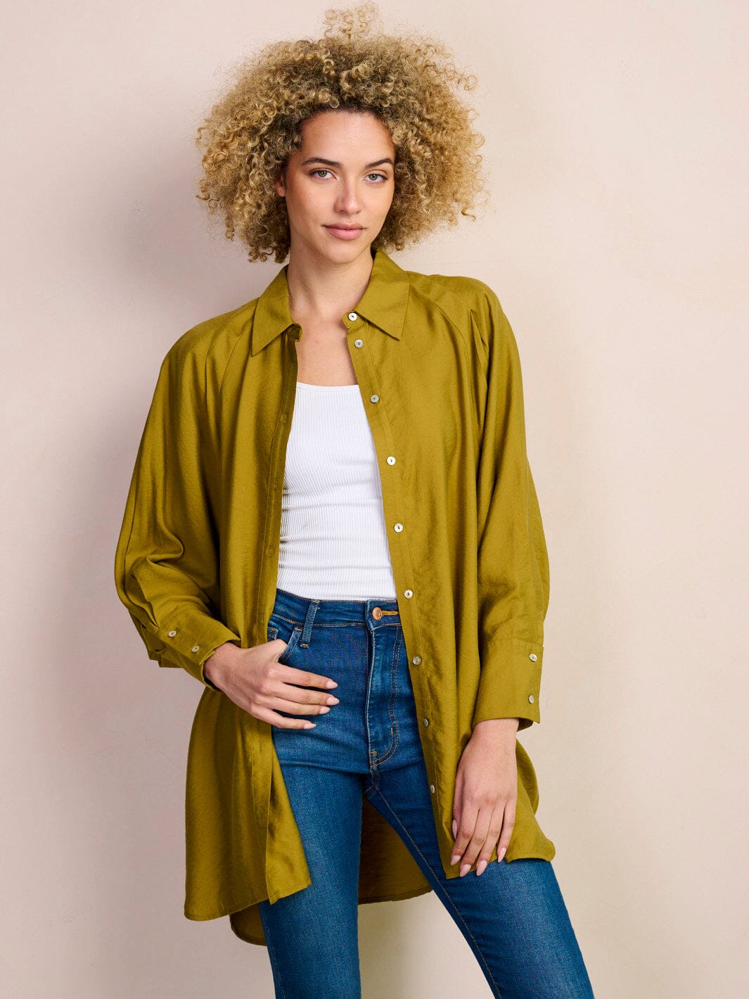 WOMEN'S LONG SLEEVE BUTTON UP OVERSIZED TOP