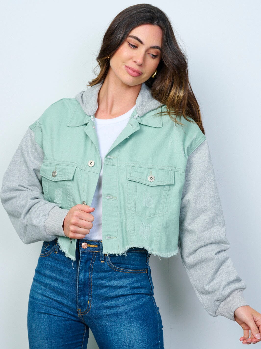 WOMEN'S LONG SLEEVE BUTTON CLOSURE FRONT POCKETS HOODED DENIM CONTRAST JACKET