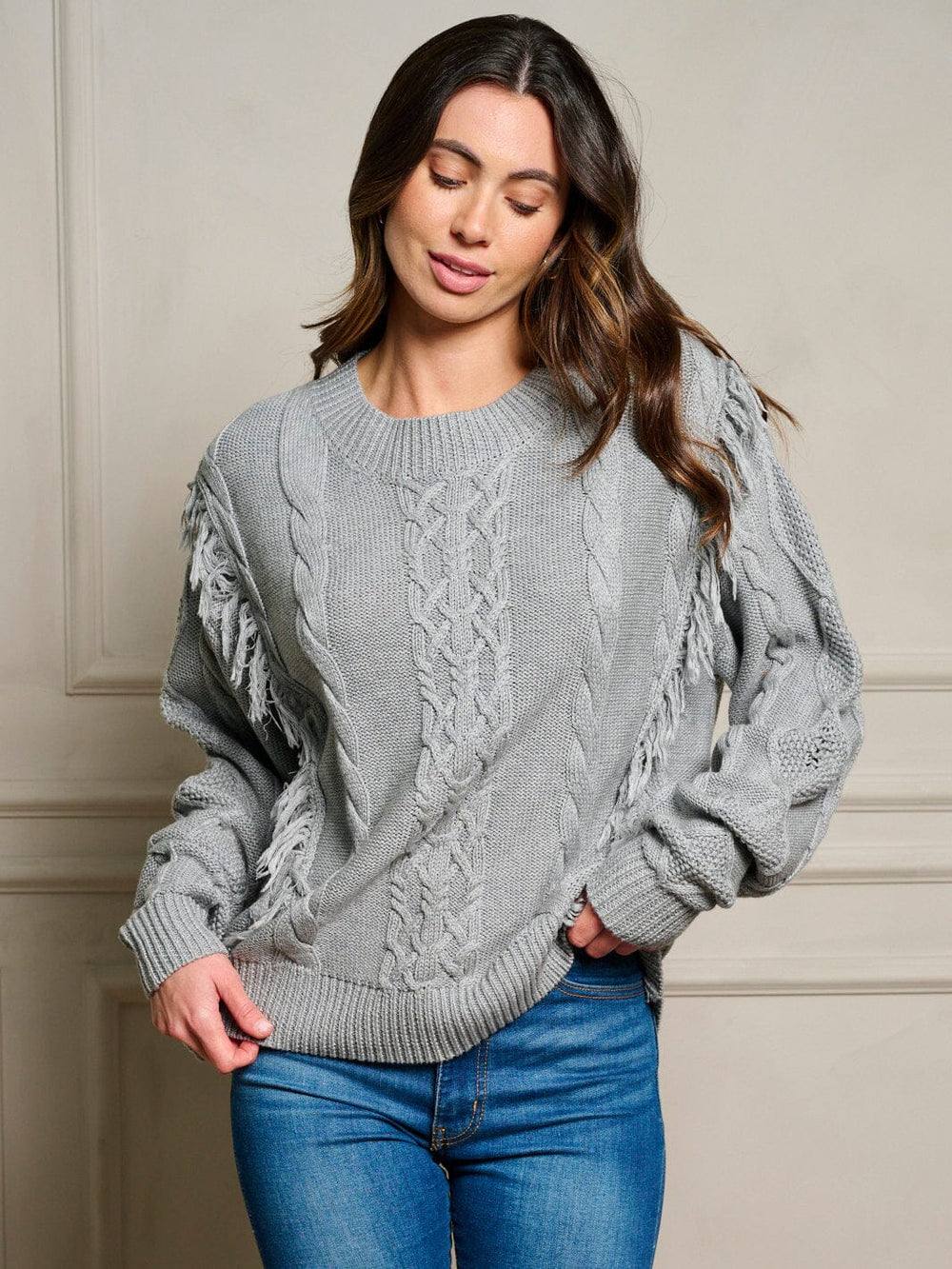 WOMEN'S LONG SLEEVE FRINGE TRIM CABLE KNIT PULLOVER SWEATER