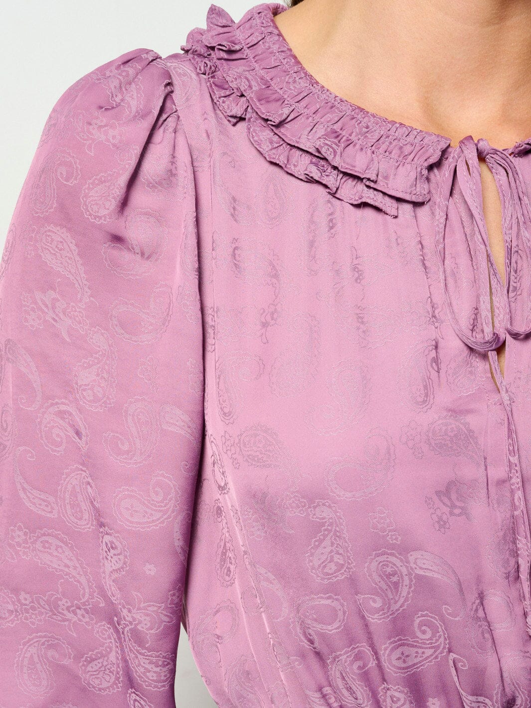 WOMEN'S LONG SLEEVE ELASTIC WAIST TIERED PAISLEY PRINT MAXI DRESS