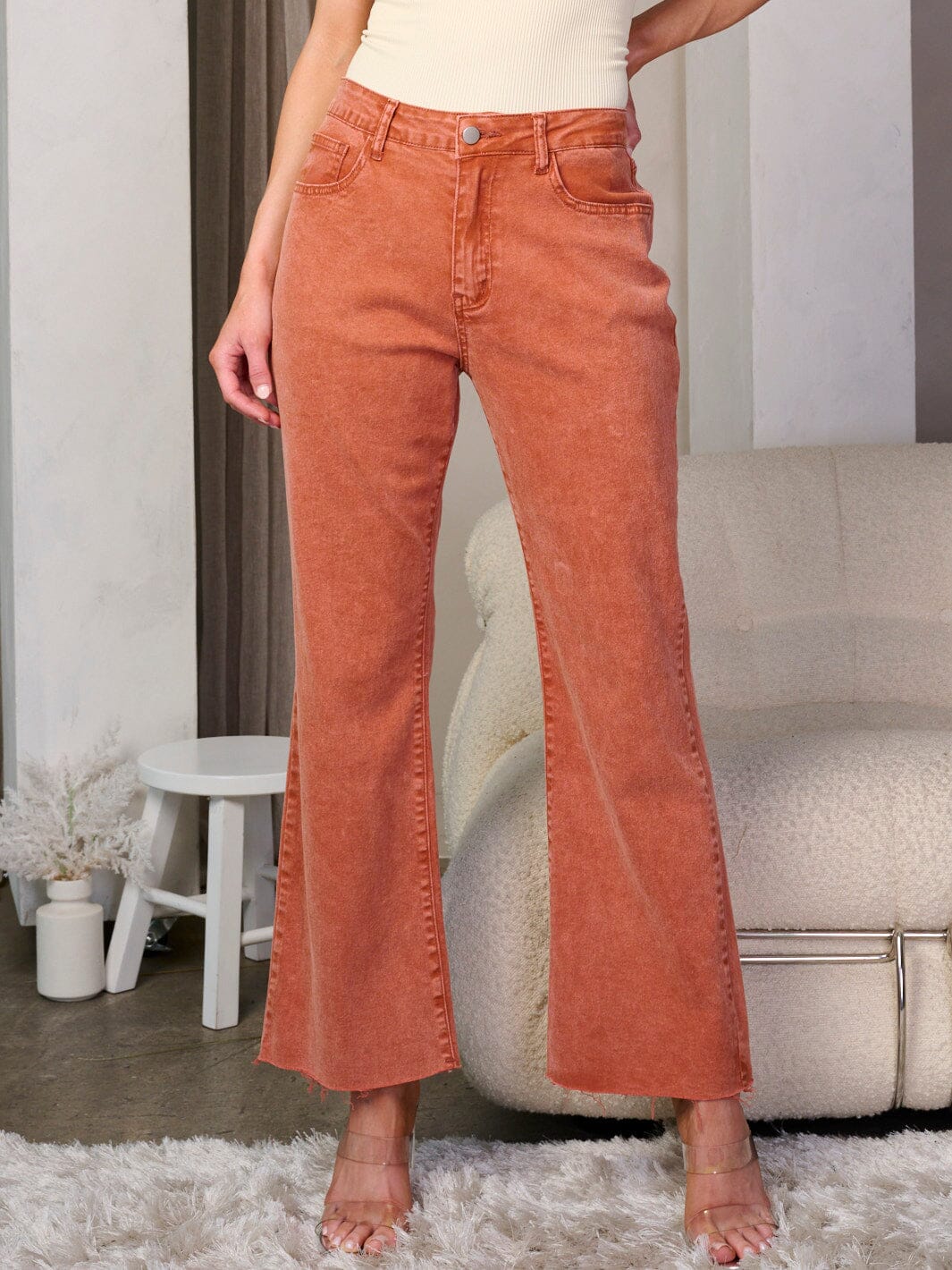 WOMEN'S BUTTON CLOSURE WIDE LEG POCKETS WASHED DENIM PANTS
