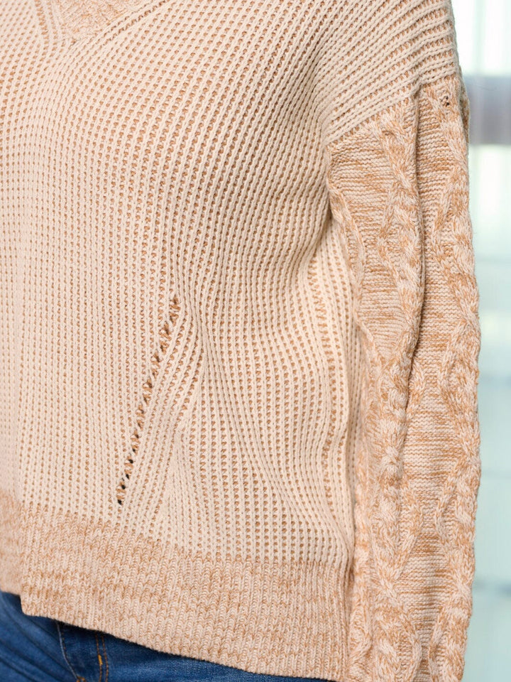 WOMEN'S LONG SLEEVE V-NECKDETAILED PULLOVER SWEATER