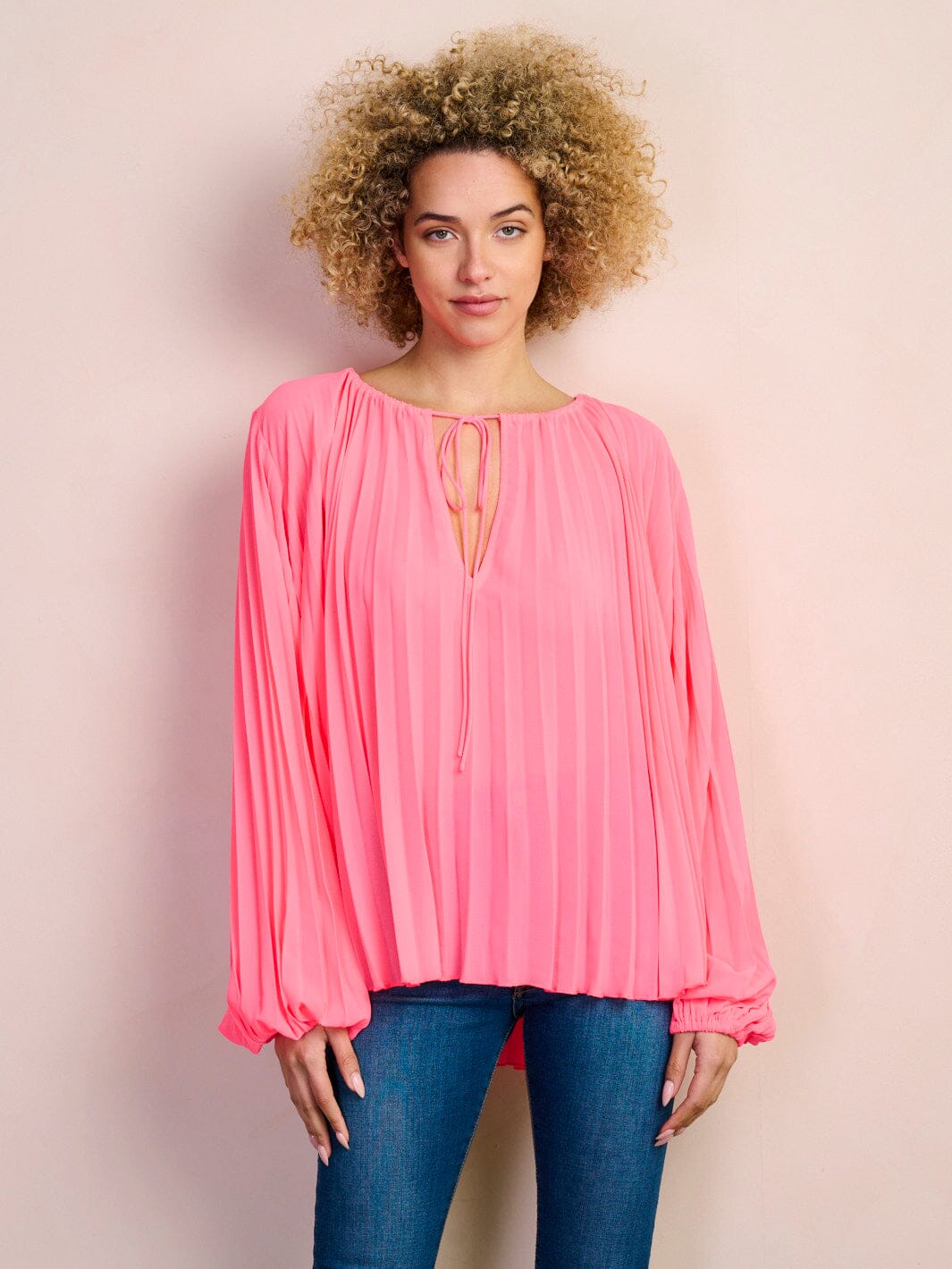 WOMEN'S LONG PUFF SLEEVE V-NECK PLEATED BLOUSE TOP