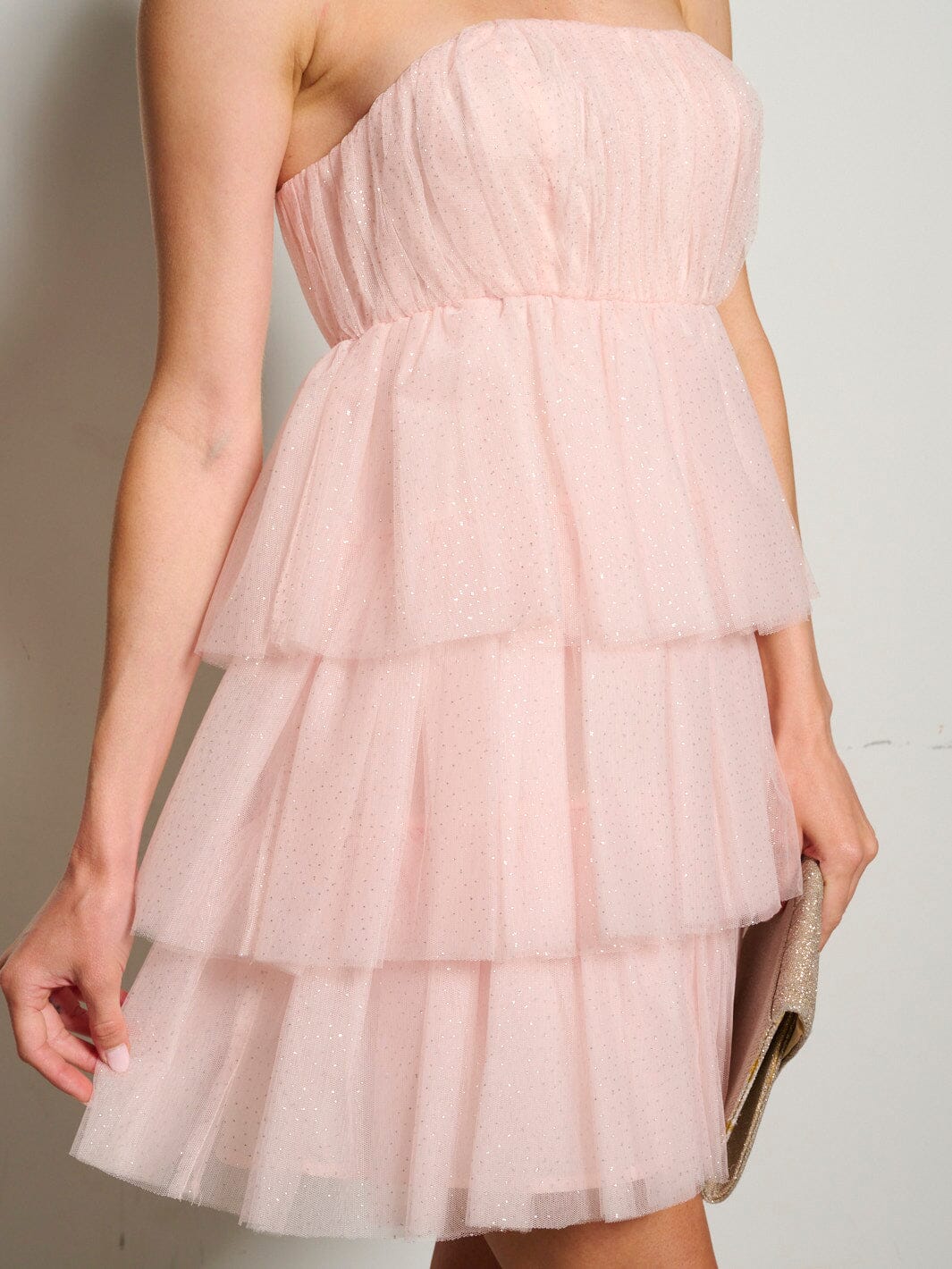 WOMEN'S SLEEVELESS TIERED RUFFLE SHIMMER TUBE MINI DRESS