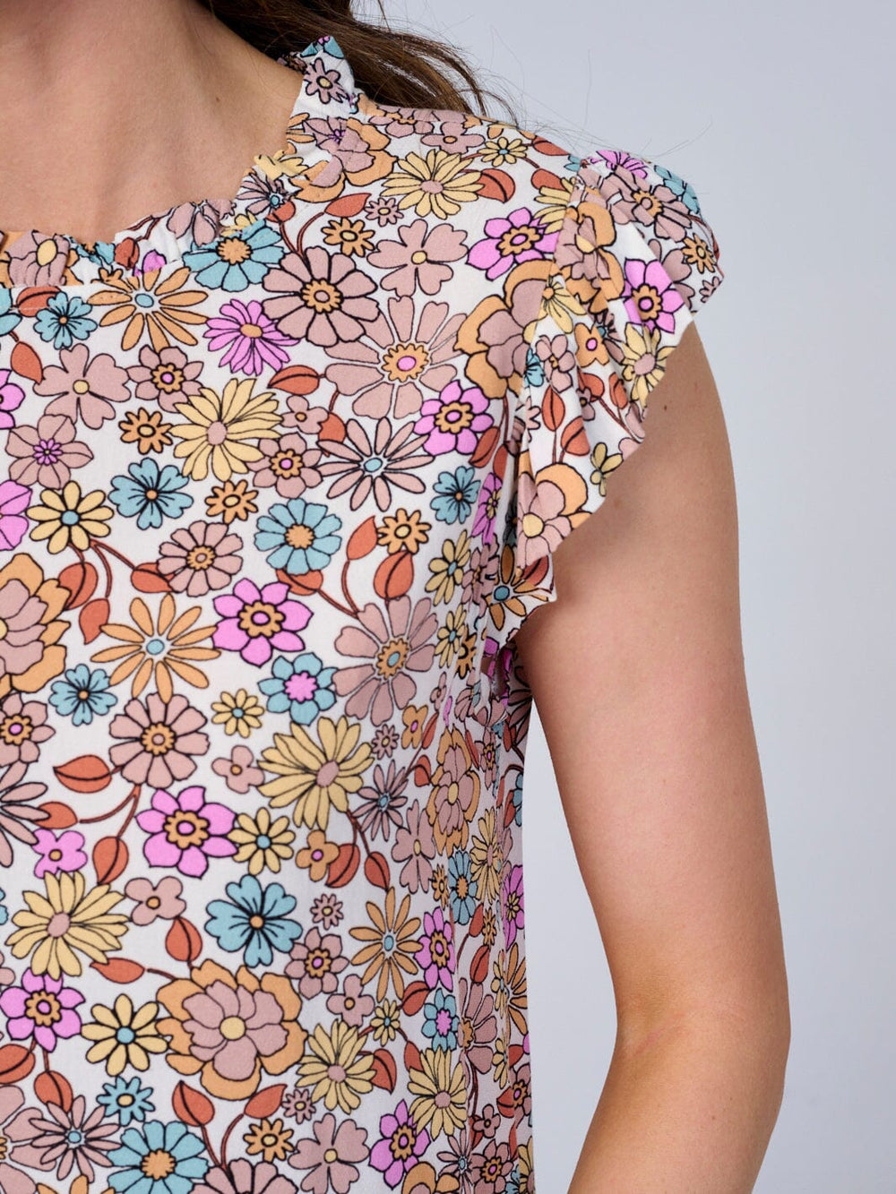 WOMEN'S RUFFLE SLEEVES LOOSE FIT FLORAL BLOUSE