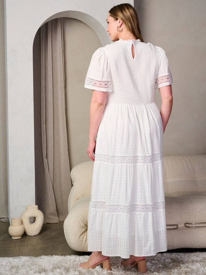 PLUS SIZE SHORT SLEEVE SMOCK TIERED TRIM DETAILED MAXI DRESS