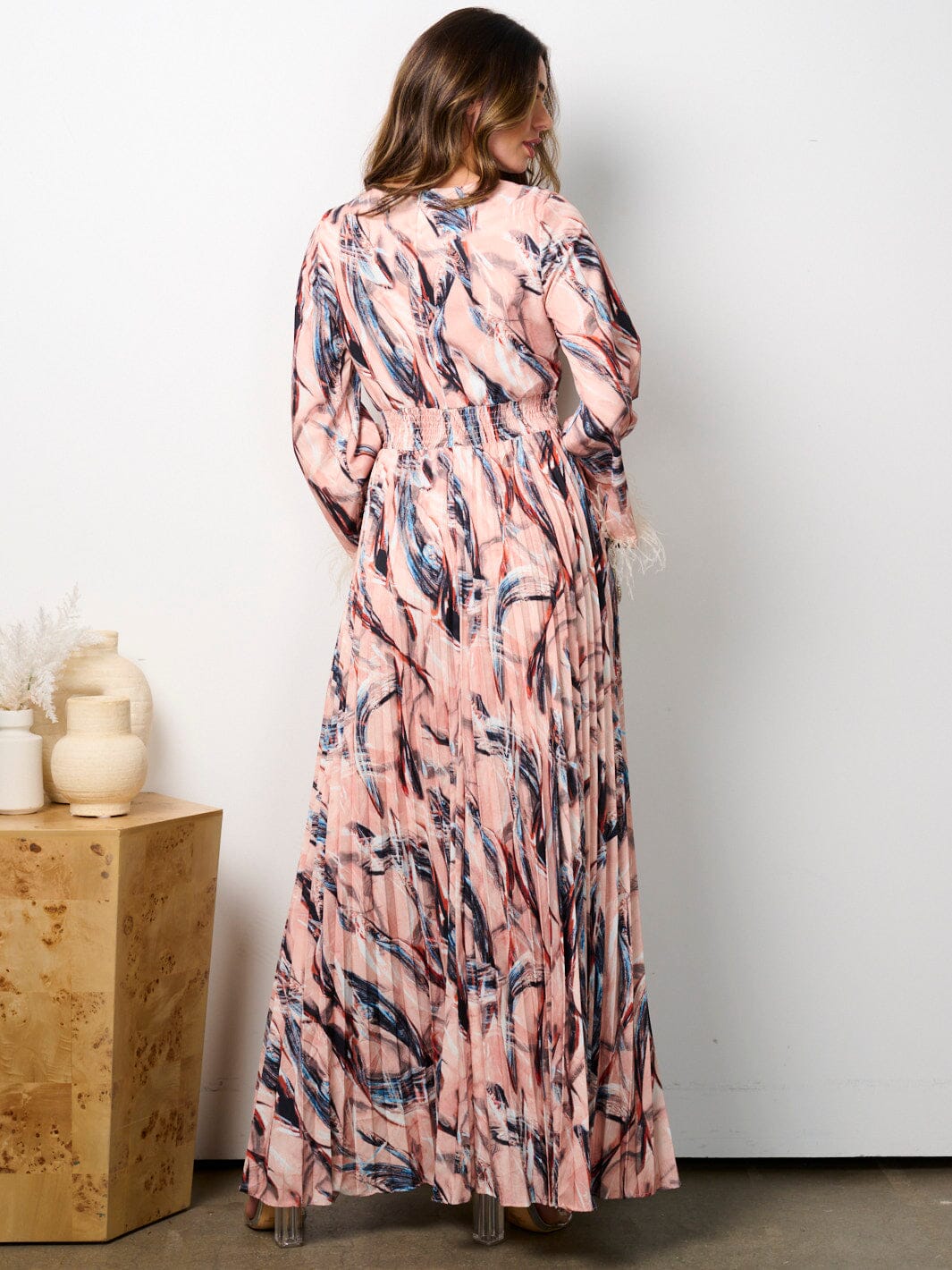 WOMEN'S LONG SLEEVE V-NECK PLEATED MULTI PRINT MAXI DRESS