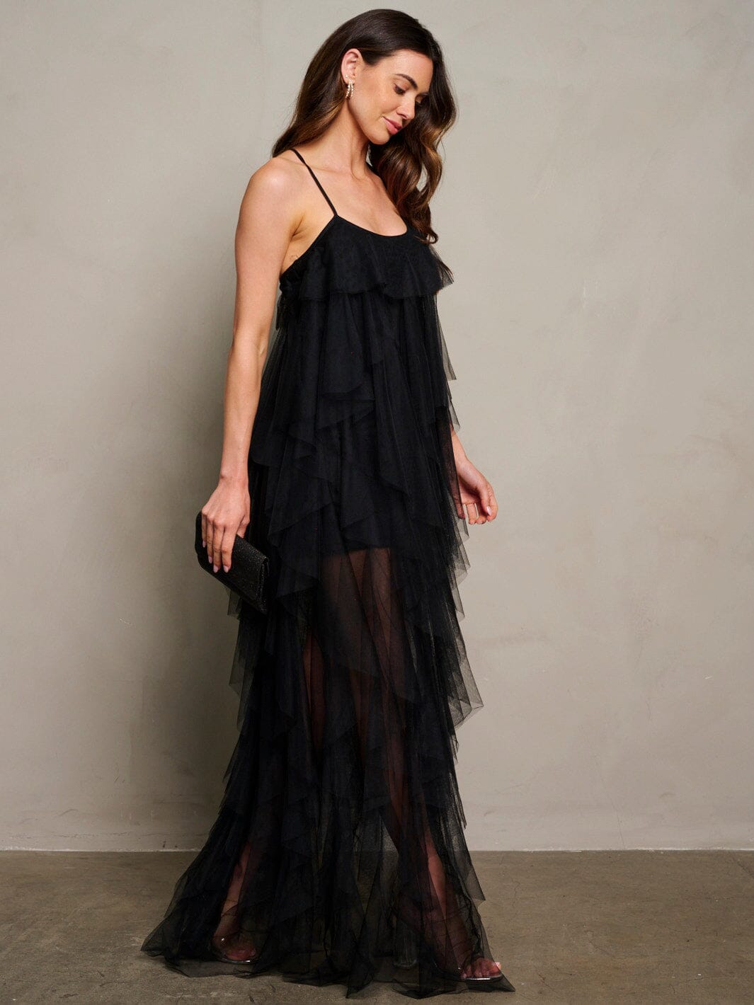 WOMEN'S SLEEVELESS TIERED RUFFLE MAXI DRESS