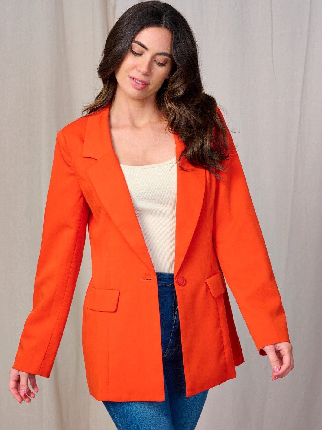 WOMEN'S LONG SLEEVE BUTTON CLOSURE BLAZER