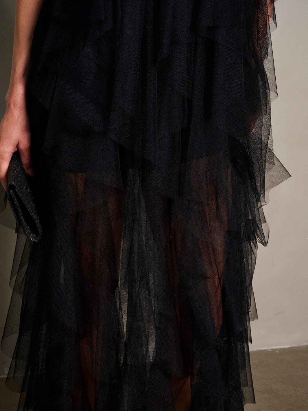 WOMEN'S SLEEVELESS TIERED RUFFLE MAXI DRESS