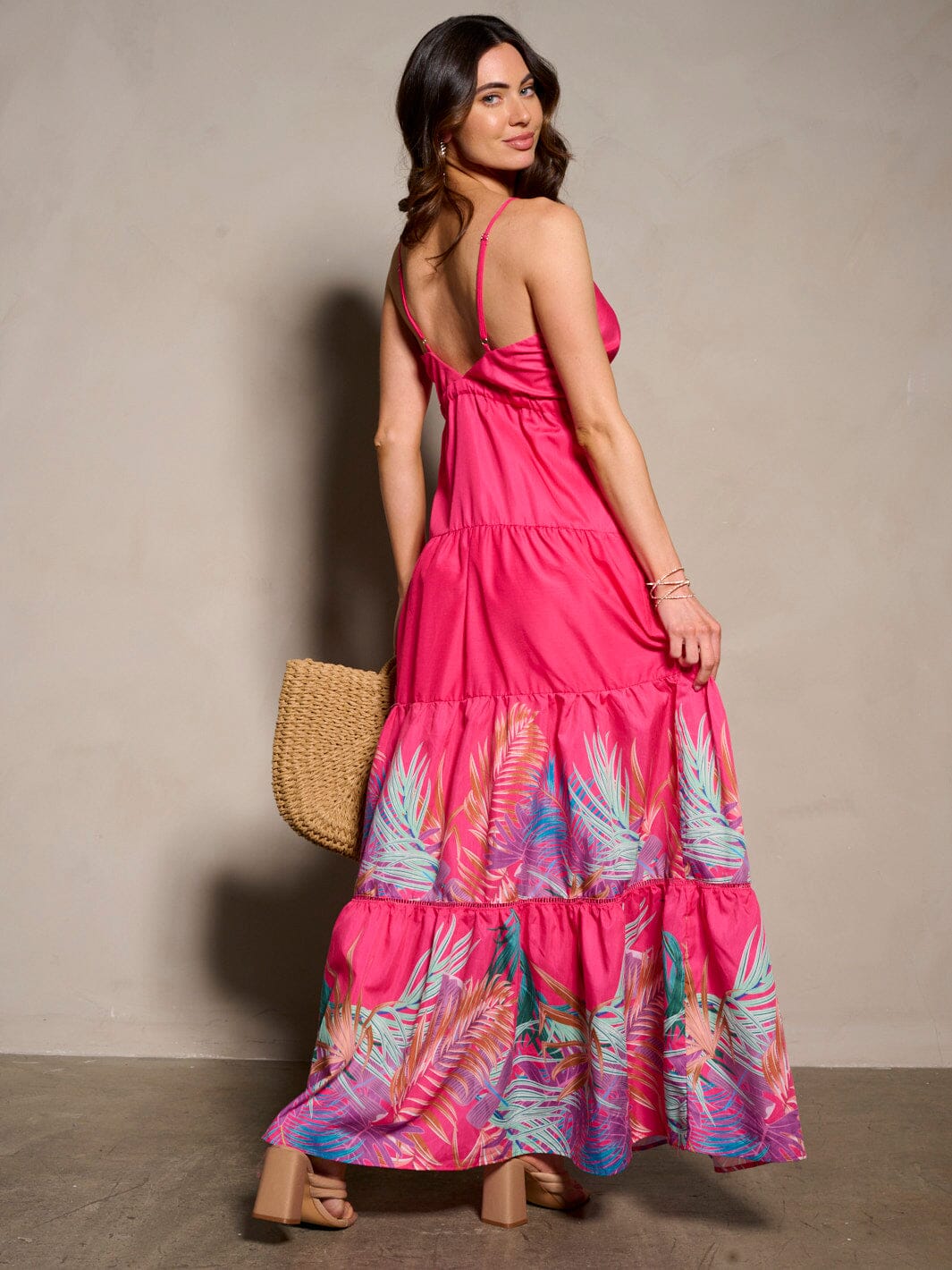 WOMEN'S SLEEVELESS V-NECK POCKETS TIERED FLORAL MAXI DRESS