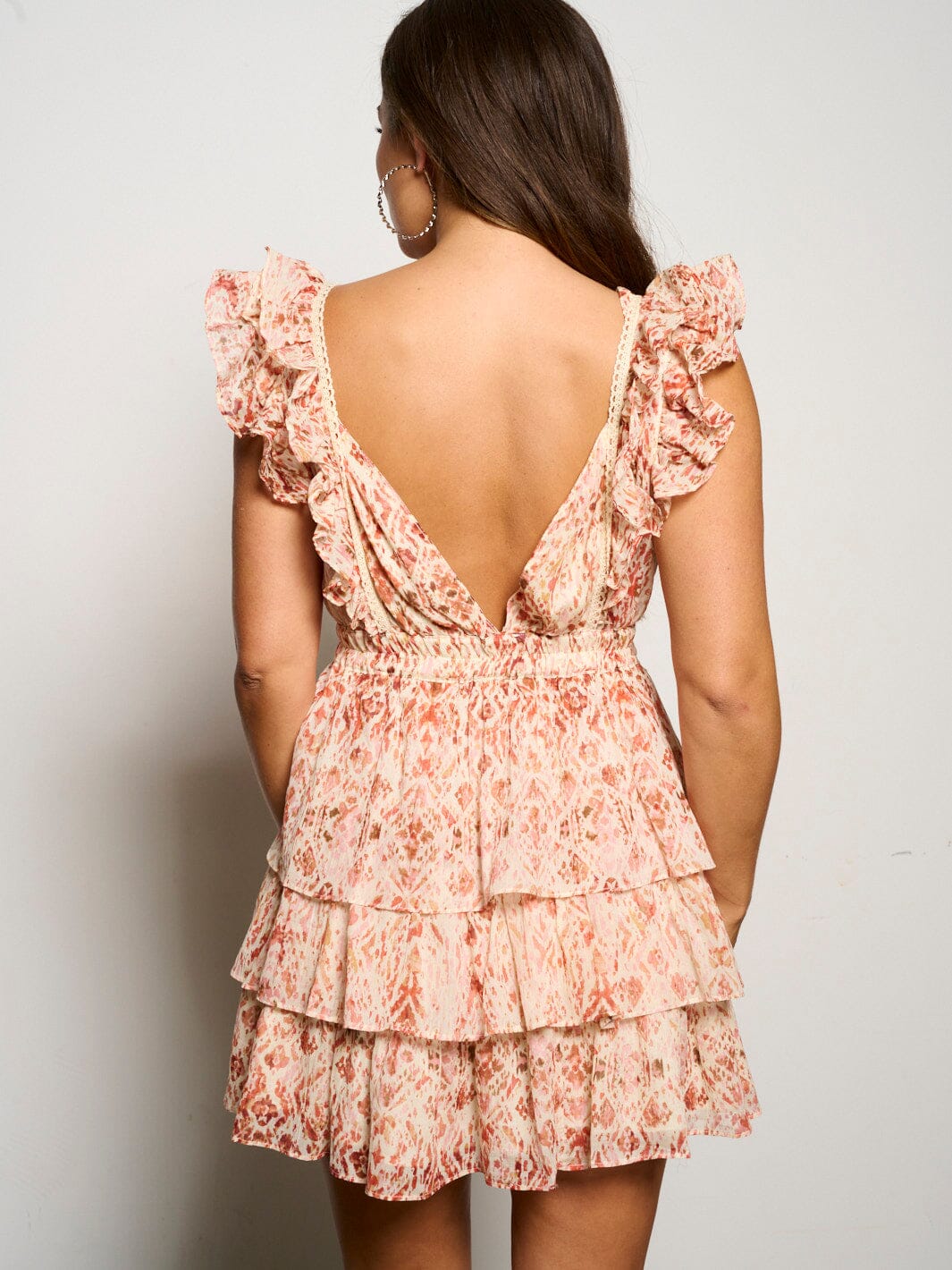 WOMEN'S SLEEVELESS RUFFLE TIERED OPEN BACK PRINTED MINI DRESS