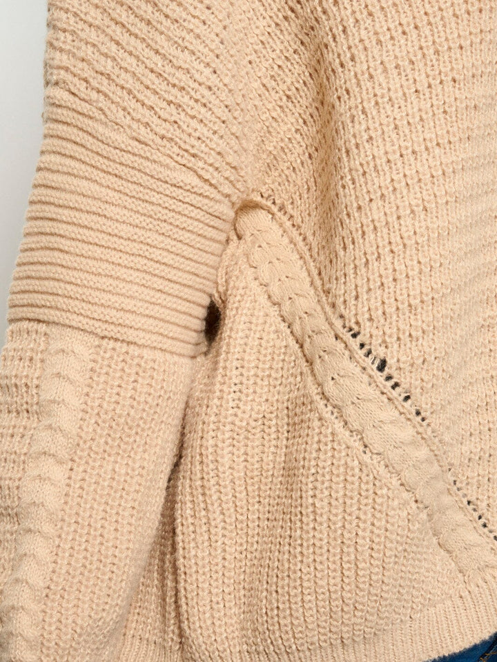 WOMEN'S LONG SLEEVE PULLOVER KNIT SWEATER